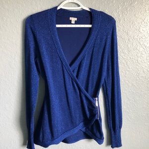 Guess medium blue sparkles knit top